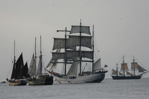 Świnoujście Sail 2011 - parada żaglowców (6 sierpnia)