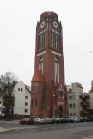 Ocalała wieża kościelna